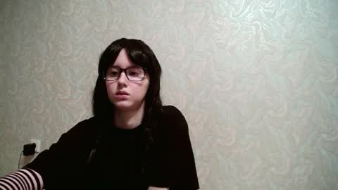 Snapshot of amomira chatting on 11-14-25, 02:21 Amomira online show from 11-14-25, 02:21