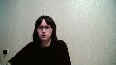 Snapshot of amomira chatting on 06-17-26, 02:25 Amomira online show from 06-17-26, 02:25