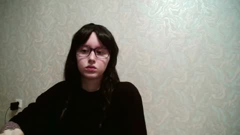 Amomira honeyx online show from 04-13-26, 01:33