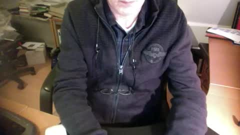 Amor2200 online show from 12-30-24, 08:15