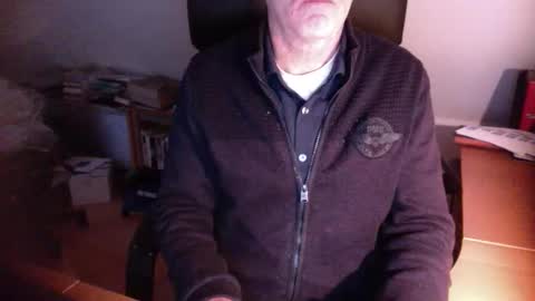 Amor2200 online show from 01-01-25, 02:20