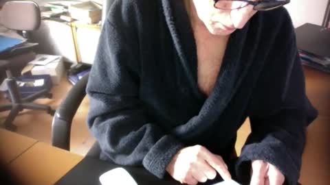 Amor2200 online show from 01-31-25, 08:54