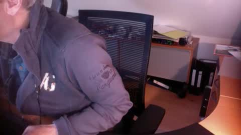 Amor2200 online show from 02-23-25, 04:24