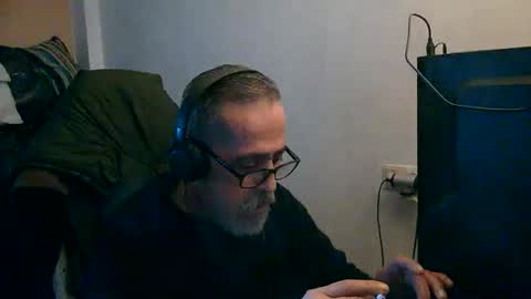 Snapshot of amoroso922 chatting on 02-19-26, 05:31 amoroso922 online show from 02-19-26, 05:31