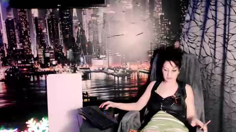 Sarah online show from 03-05-26, 06:59