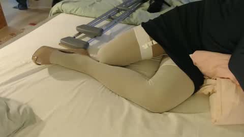 Snapshot of amputee_trans chatting on 04-02-26, 06:44 amputee_trans online show from 04-02-26, 06:44