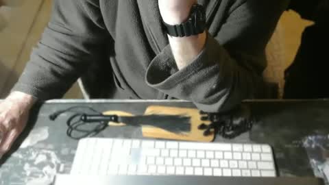 Snapshot of amslave4f chatting on 05-31-26, 05:26 amslave4f online show from 05-31-26, 05:26