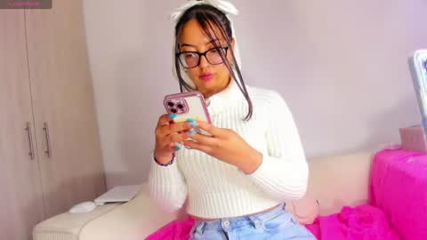 Snapshot of amy1cute chatting on 07-05-26, 11:34 Amy online show from 07-05-26, 11:34