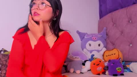 Snapshot of amy__a chatting on 01-17-26, 07:02 tatiana 3 online show from 01-17-26, 07:02