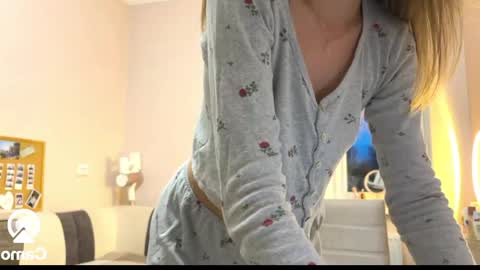 Snapshot of amy_chill chatting on 05-06-26, 06:46 Amy Chill online show from 05-06-26, 06:46