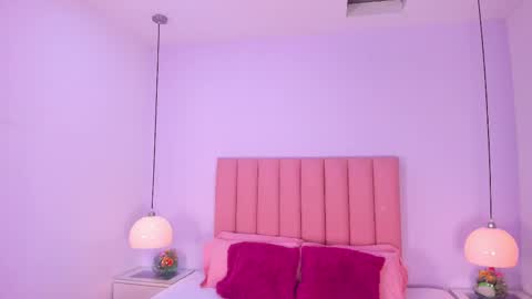 Aleja   online show from 11-14-25, 10:18