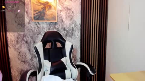 Amy online show from 10-09-25, 08:29