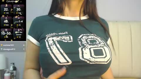 Snapshot of amy_le chatting on 05-19-26, 02:12 Amy online show from 05-19-26, 02:12