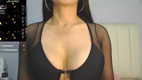 Snapshot of amy_le chatting on 06-24-26, 02:16 Amy online show from 06-24-26, 02:16