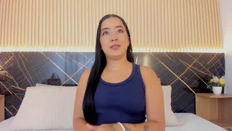 Snapshot of amy_leah_ chatting on 01-07-26, 03:20 amy_leah_ online show from 01-07-26, 03:20