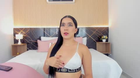 Snapshot of amy_leah_ chatting on 01-11-26, 03:22 amy_leah_ online show from 01-11-26, 03:22