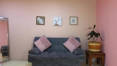 Amy online show from 10-04-25, 08:40