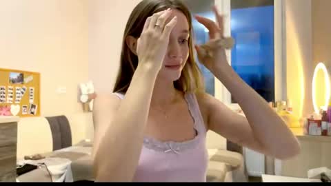 Snapshot of amy_meoww chatting on 04-12-26, 05:40 amy_meoww online show from 04-12-26, 05:40