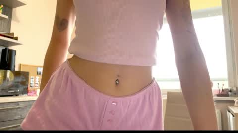 Snapshot of amy_meoww chatting on 04-14-26, 03:29 amy_meoww online show from 04-14-26, 03:29