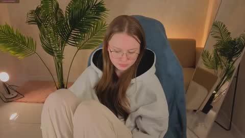 amycherryberry online show from 11-11-25, 01:16