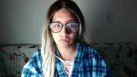 Snapshot of amycosplay99 chatting on 12-27-24, 09:17 amycosplay99 online show from 12-27-24, 09:17