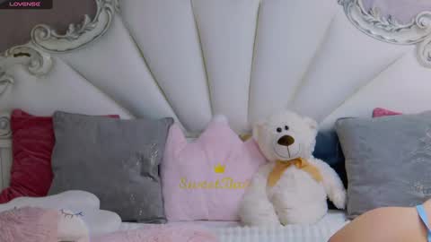 amyhennessy online show from 12-04-24, 06:22