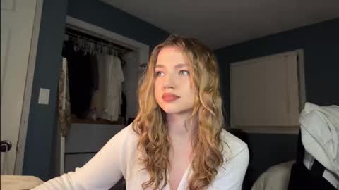 Amy online show from 11-18-25, 06:40