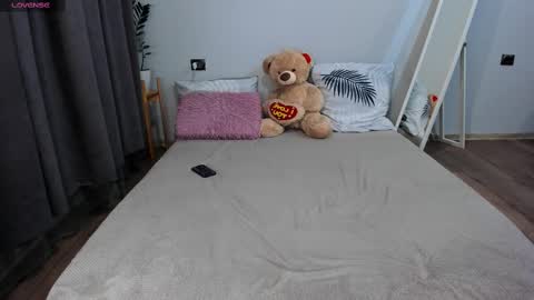 amymilson online show from 02-25-25, 08:19