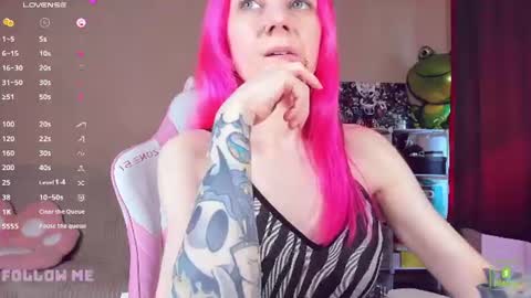 Snapshot of amyrose69 chatting on 06-15-26, 12:07 Amy Rose online show from 06-15-26, 12:07