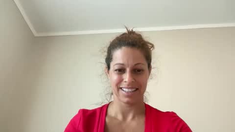 Snapshot of amysmilez chatting on 05-13-26, 01:52 Amy Smilez online show from 05-13-26, 01:52