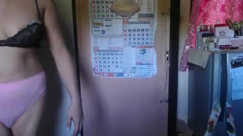 Snapshot of amysweetbabe chatting on 10-15-25, 12:55 amysweetbabe online show from 10-15-25, 12:55
