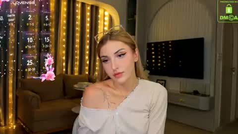Snapshot of amyvilvet chatting on 07-01-26, 09:03 amyvilvet online show from 07-01-26, 09:03