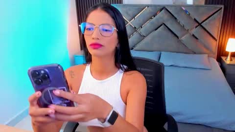 Snapshot of amyyblake chatting on 02-10-26, 11:47 amyy blake online show from 02-10-26, 11:47