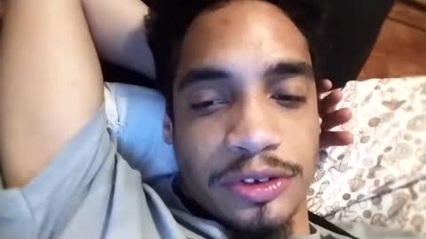 Snapshot of an377432 chatting on 03-11-25, 03:05 an377432 online show from 03-11-25, 03:05