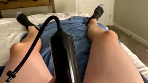 an851986 online show from 10-19-25, 03:01