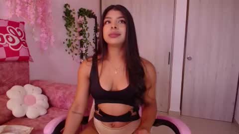 Snapshot of ana__grace chatting on 07-16-26, 02:45 Ana online show from 07-16-26, 02:45