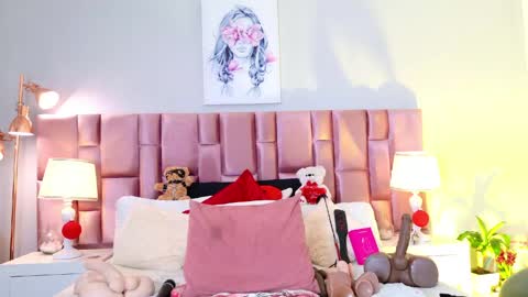 anaa_bellaa online show from 05-13-26, 12:35