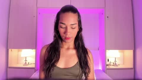 anaacollins_ online show from 03-31-26, 11:32