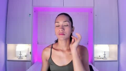 Snapshot of anaacollins_ chatting on 06-13-26, 11:30 anaacollins_ online show from 06-13-26, 11:30
