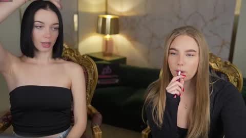 Sweet girls online show from 11-18-25, 08:52