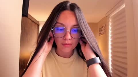 Anabel online show from 03-10-25, 06:12