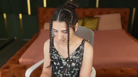 Snapshot of anabel_team054 chatting on 06-29-26, 10:48 PLAYHARD054 online show from 06-29-26, 10:48