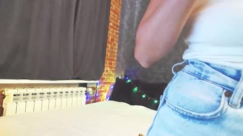 Anna online show from 09-13-25, 11:32