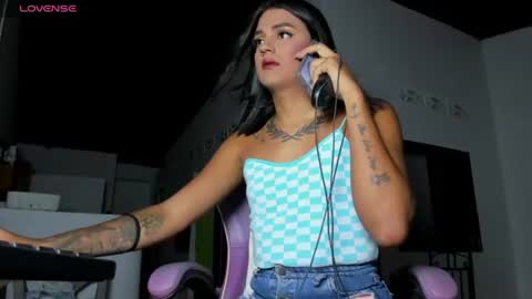 Anabella online show from 06-18-26, 11:42