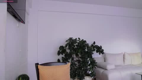 Ana online show from 12-15-25, 02:21