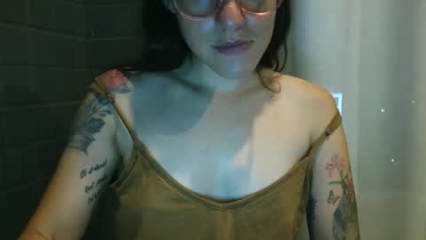 Snapshot of anabelucci_ chatting on 02-08-26, 11:41 anabelucci_ online show from 02-08-26, 11:41