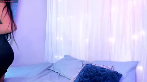 anabloom_ online show from 04-27-26, 08:51