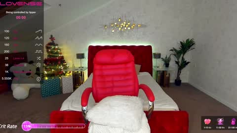 Snapshot of anacondaon chatting on 12-14-24, 03:47 Nika online show from 12-14-24, 03:47