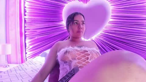 Anna online show from 04-15-26, 12:01