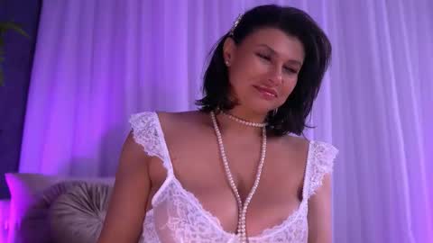 Snapshot of anaisleblanc chatting on 02-28-26, 05:08 Anais online show from 02-28-26, 05:08